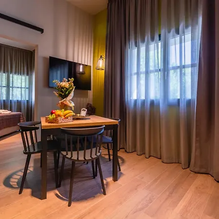 Casacabe - Boutique Living